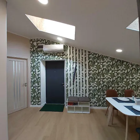 Two-bedroom Near Forum Appartamento *