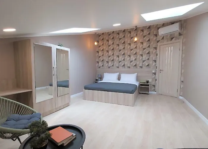 Apartamento Two-bedroom Near Forum Leópolis