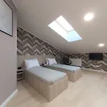 Two-bedroom Near Forum Apartment